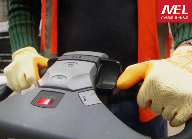 精益求精，SHOWA尚和手套給您更好的操作保護(hù)