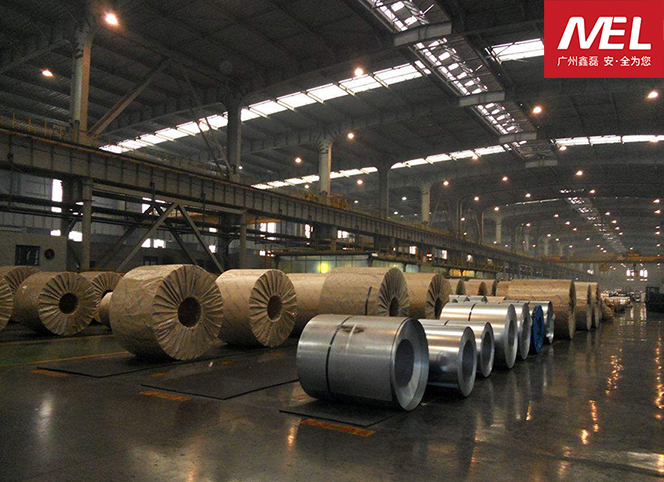 安全刀具，傳統(tǒng)金屬刀和陶瓷刀該如何抉擇！